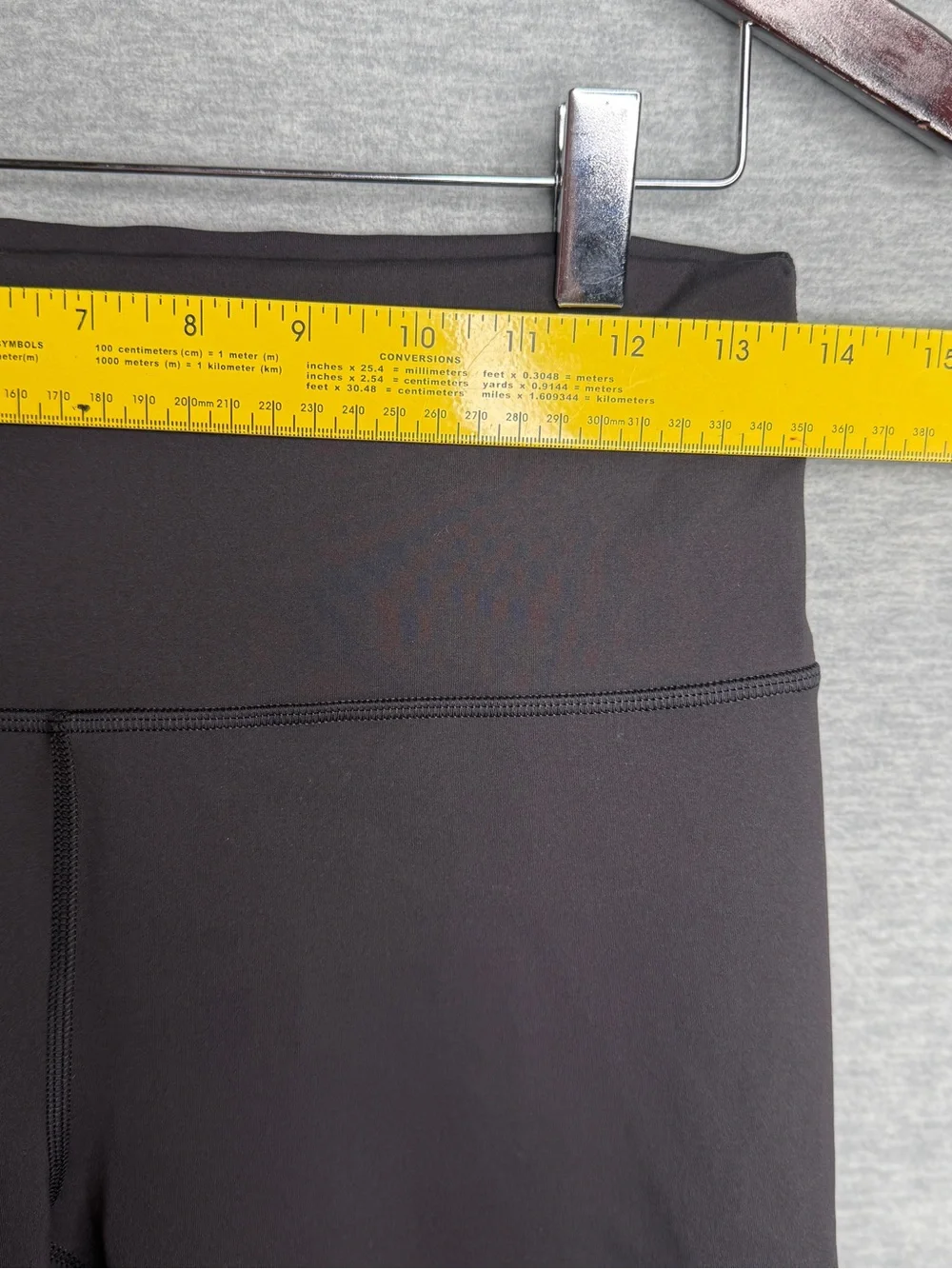 Lululemon Align High Rise Shorts 6” Black Size 10 Yoga Biker Athletic